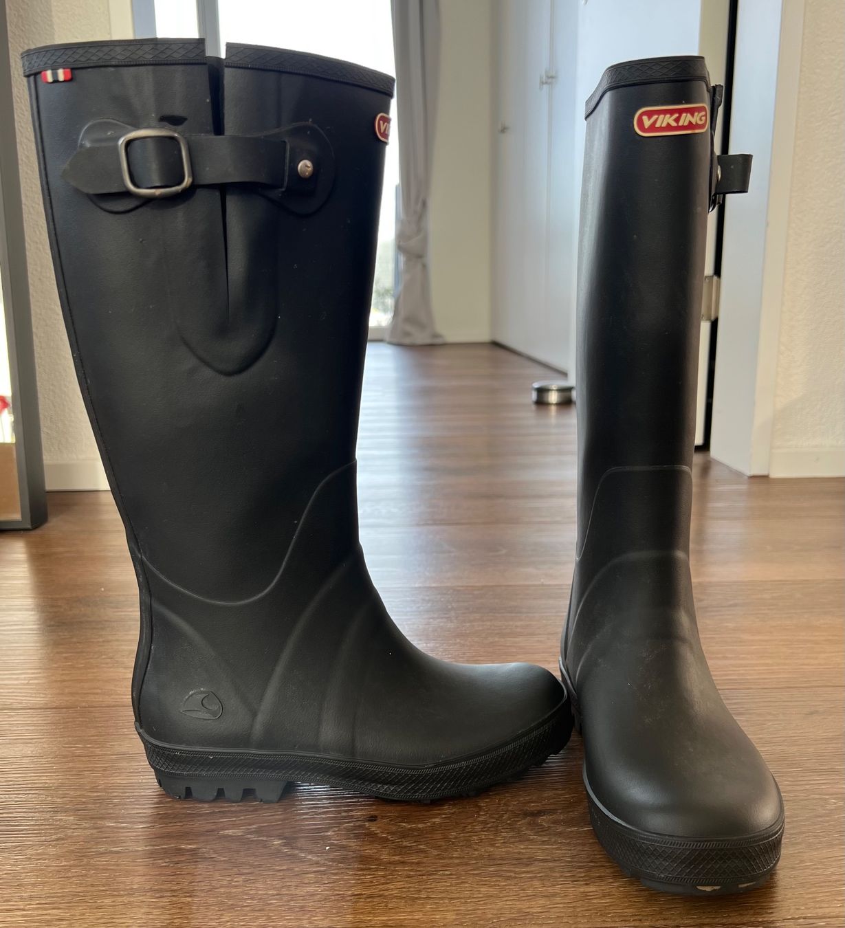 Viking Scarpe da donna: VIKING Gummistiefel Gr. 36 black – Usato da Zürich venduto da An_B 2