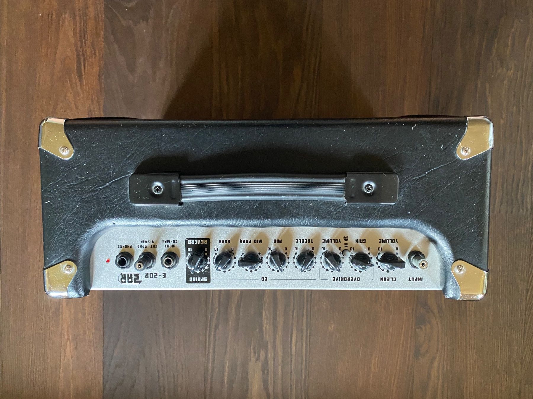 Musikinstrumente: Vintage Reissued V6 E-Gitarren Set – Gebraucht aus Walkringen von Simoonx1999 3