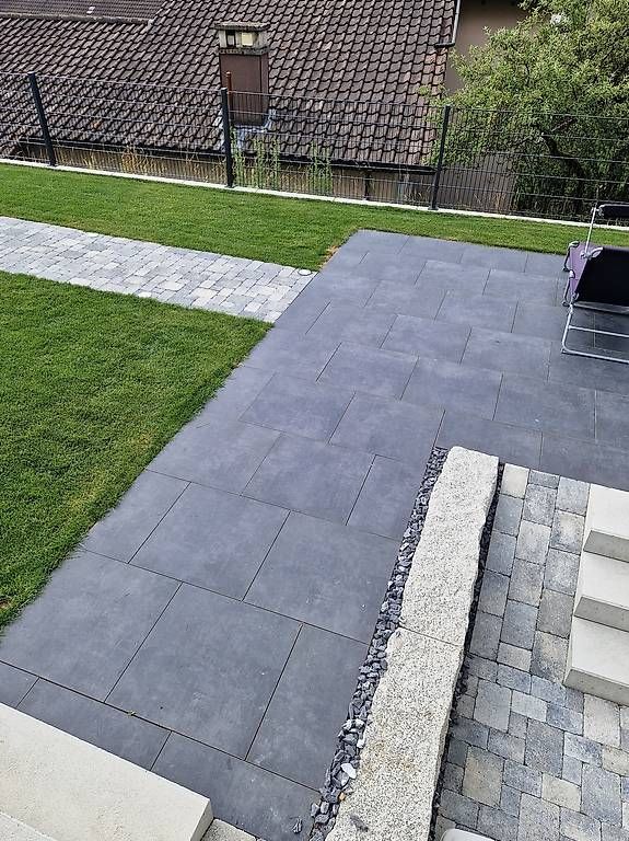 Bodenbeläge: Feinsteinzeug Gartenplatten NEU! 60x60x2 – Gebraucht aus Mümliswil von Sachs623
