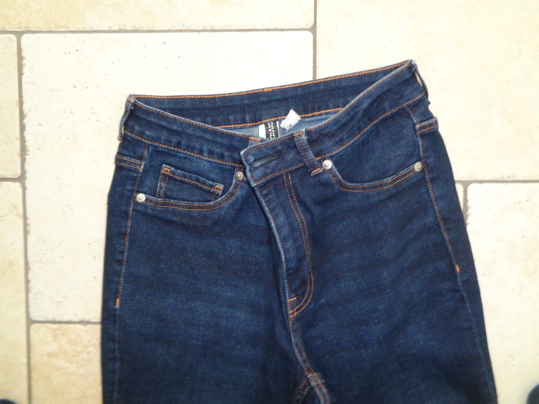 H&M Jeans: Jeans  H&M  Grösse 38 – Usato da Kreuzlingen venduto da Robi-2003 1