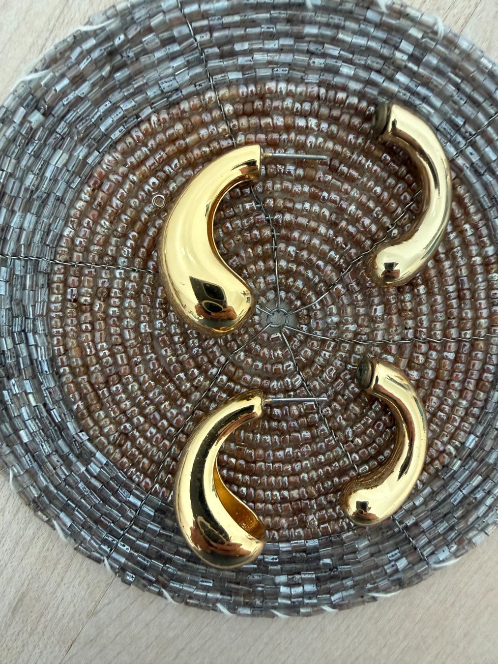 Mango Orecchini pendenti & Orecchini a lobo: Kreolen Modeschmuck von Mango, 2 Paare – Usato da Weiningen ZH venduto da mad_t6dx 4
