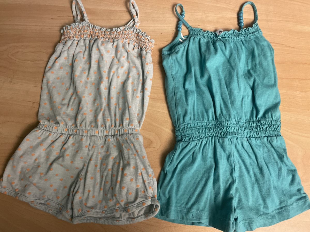 Tute: 2 süsse Jumpsuits kurz Gr.92 – Usato da Obergerlafingen venduto da cabo4 1
