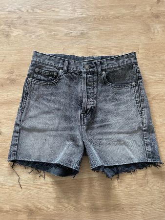 Saint Laurent Jeans Shorts Gr. 28 FR Grau Hose