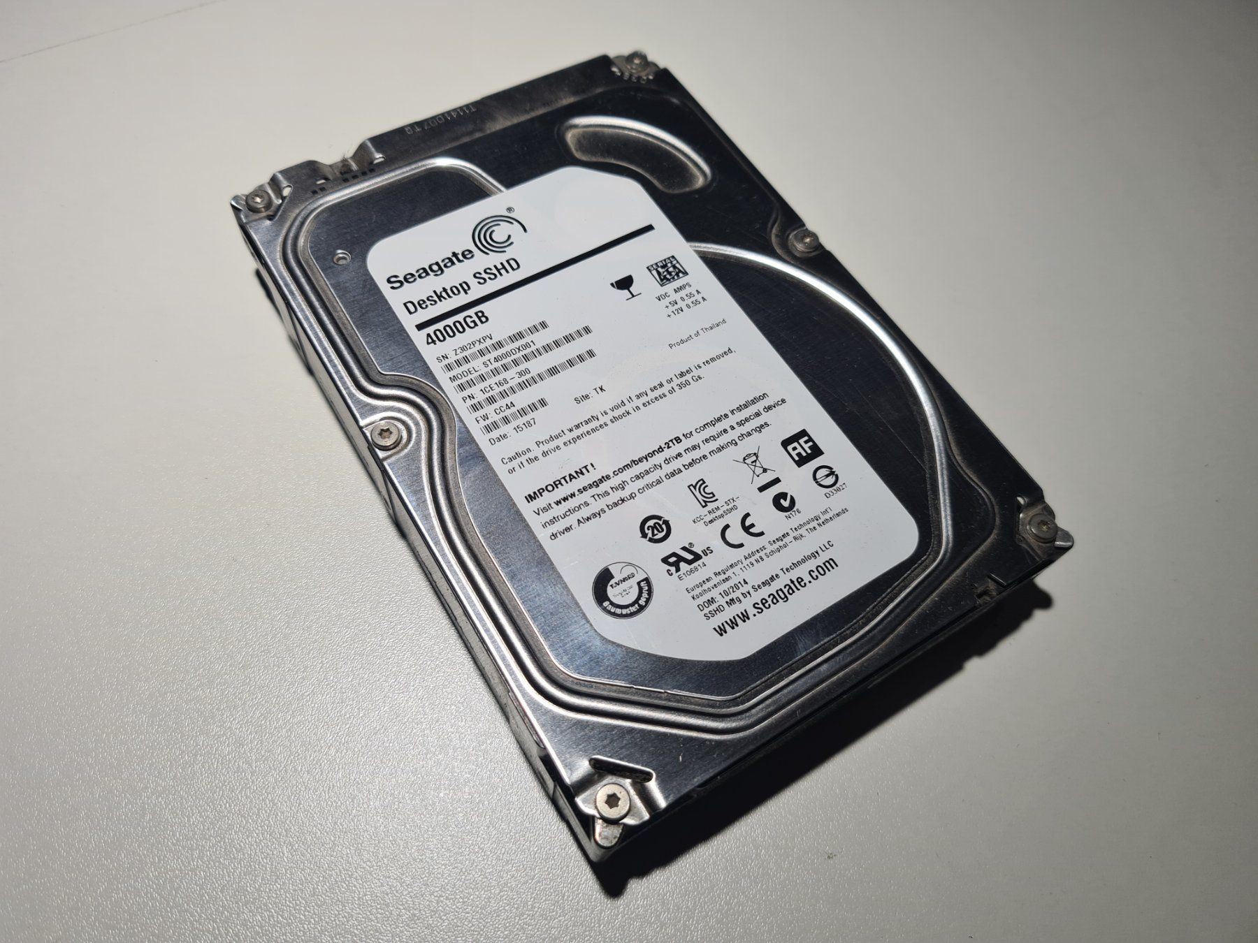 Festplatte Seagate Desktop SSHD 4000GB/4TB ST4000DX001 (Gebraucht) in ...