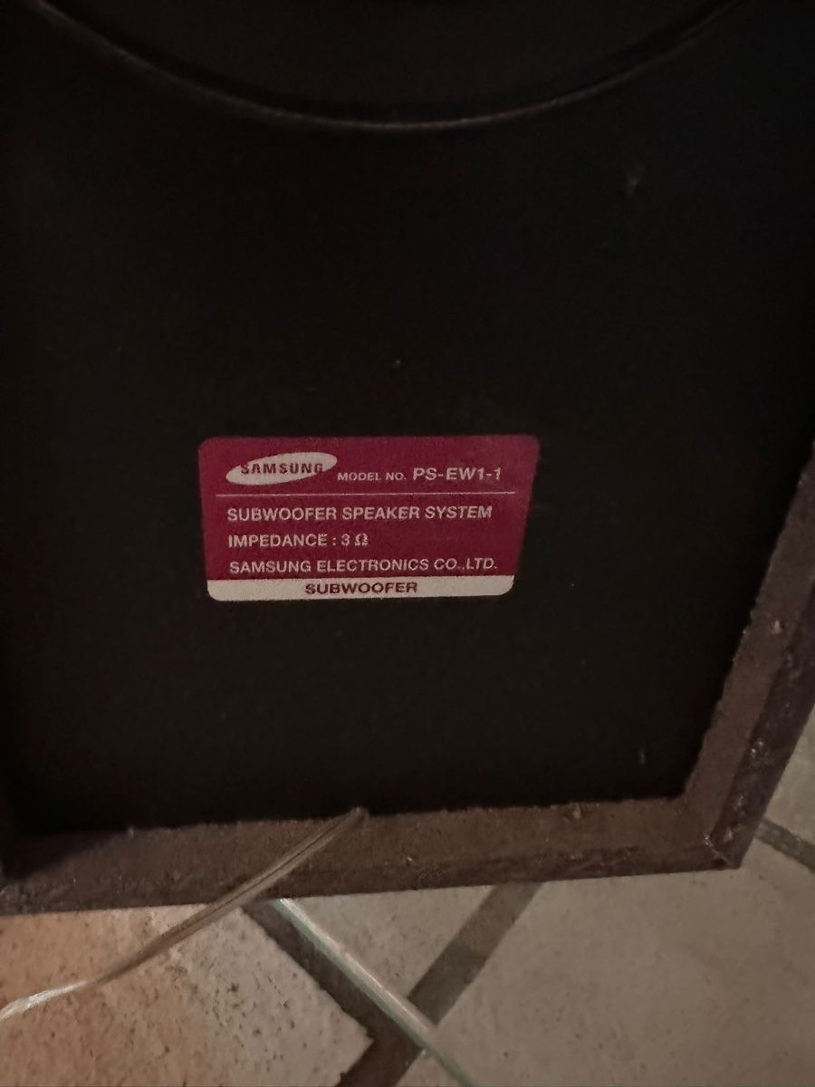 Samsung Home cinéma: Samsung Subwoofer PS-EW1-1 gebraucht – D'occasion à Stettlen par Christian80 1