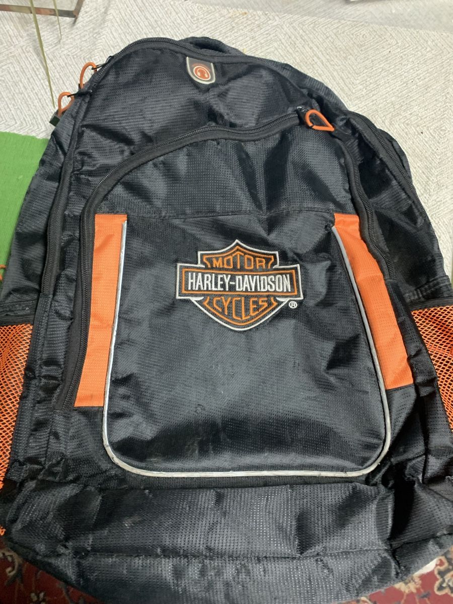 Harley-Davidson Alle Motorradersatzteile: Sac à dos Harley Davidson – Gebraucht aus Sierre von fre_68zr
