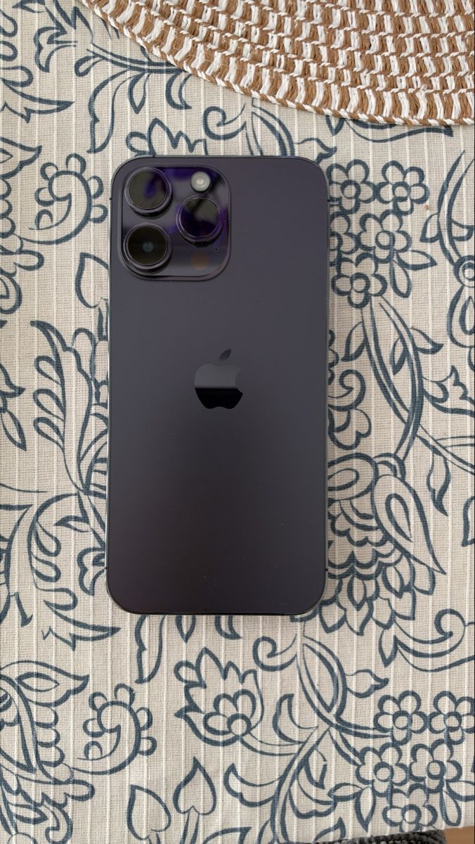Apple Telefoni cellulari / Smartphones: iPhone 14 Pro Max 1TB Deep purple – Usato da Burgdorf venduto da TBT15 5
