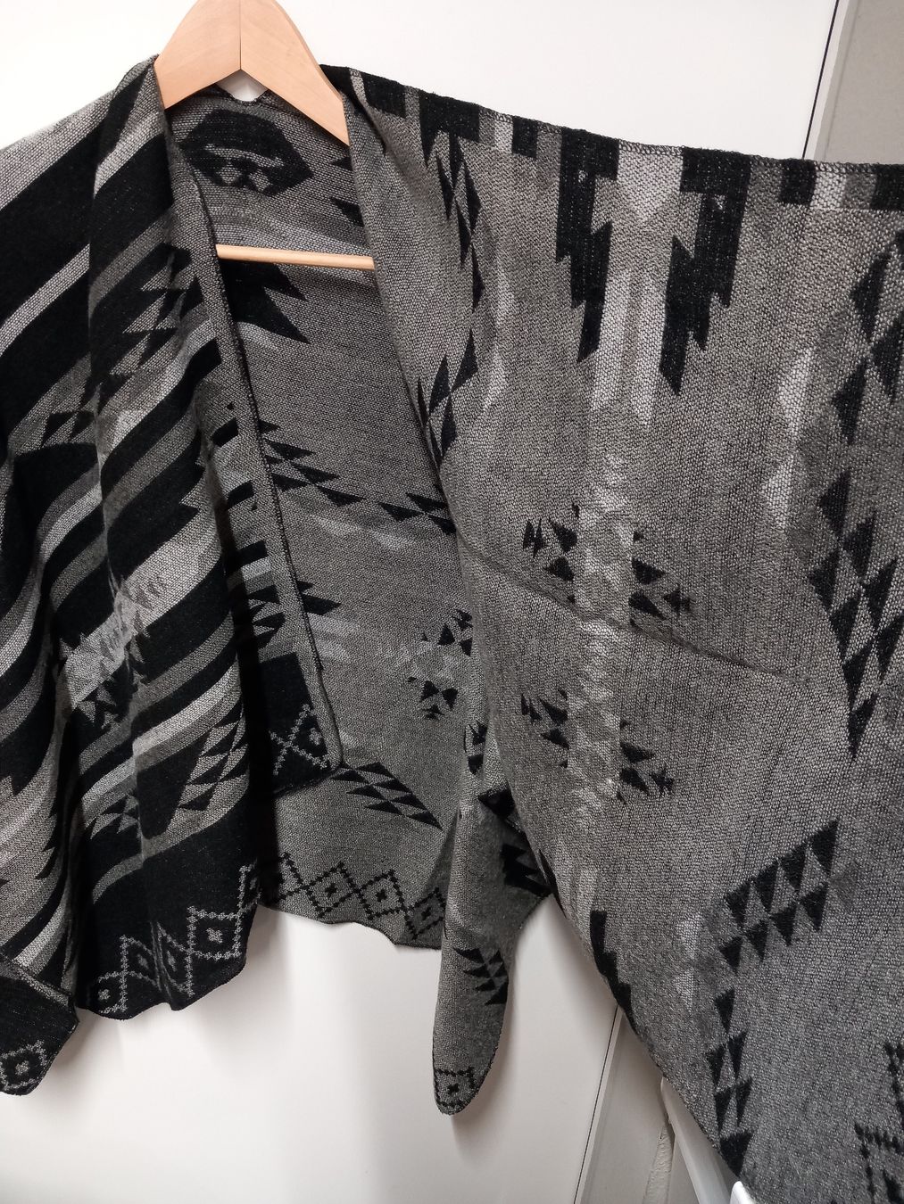 Altro in  Abbigliamento & Accessori: Poncho Even&Odd, one size – Usato da Merligen venduto da muss_haben 3