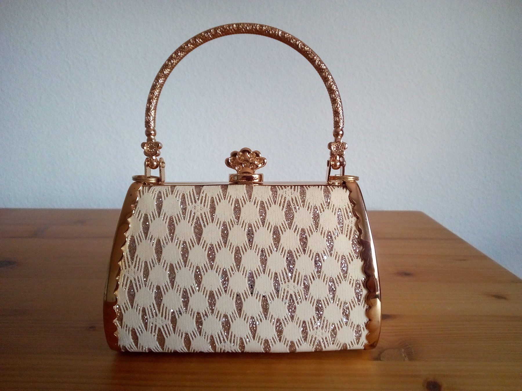 Borse da donna: Elegante Abendtasche Gold Glitzer – Usato da Biel/Bienne venduto da sumia
