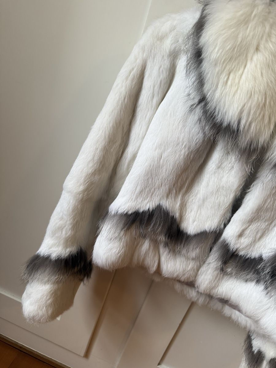 Cappotti: White rabbit natural genuine fur coat – Usato da Meilen venduto da angelyxss 4