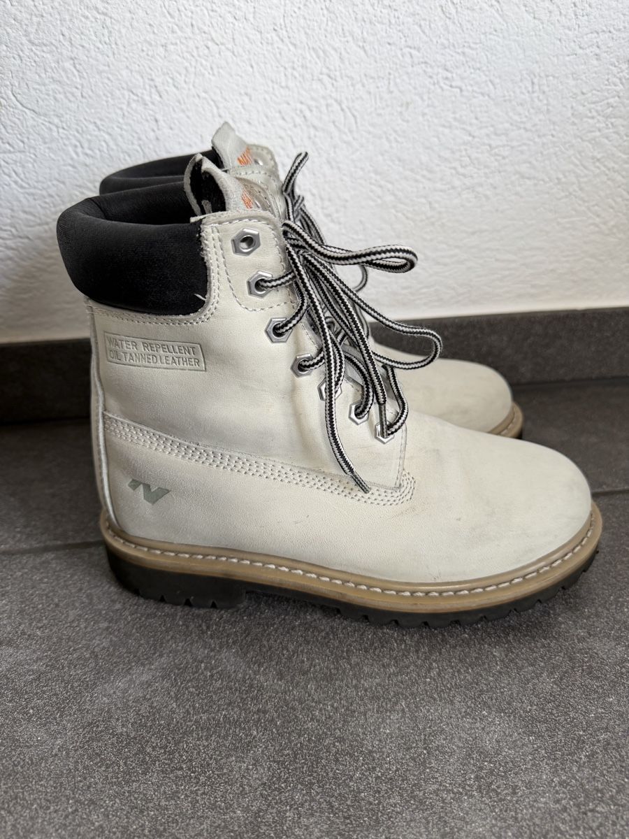 Navyboot Scarpe da donna: Navyboot Sporting Stefeletten/Boots 37 – Usato da Staufen venduto da Elina08
