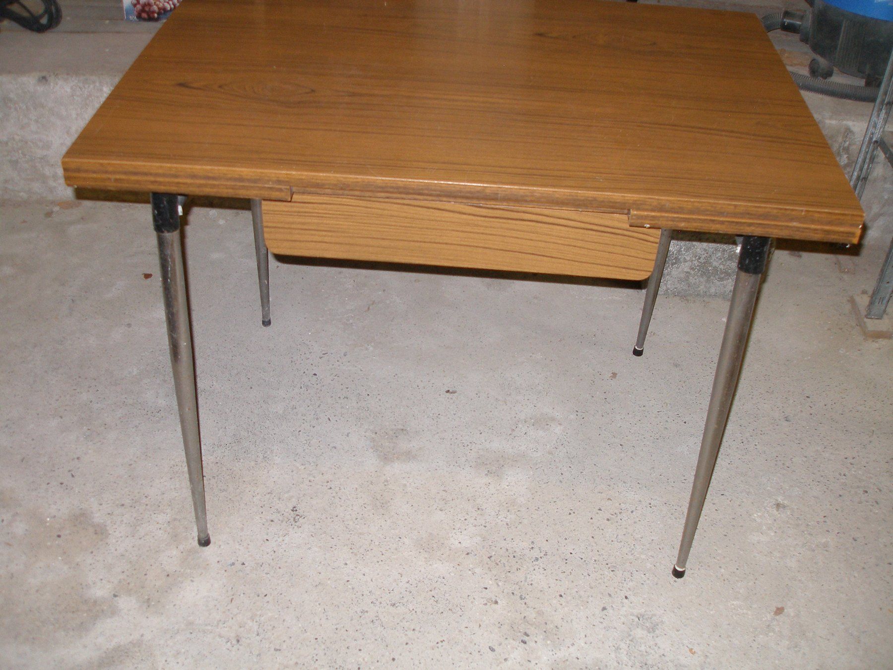 Tables: Table formica – D'occasion à jussy par monniati1951 2