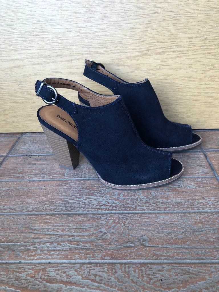 Scarpe da donna: Sandalen – Nuovo (secondo la descrizione) da Büren an der Aare venduto da Timike87