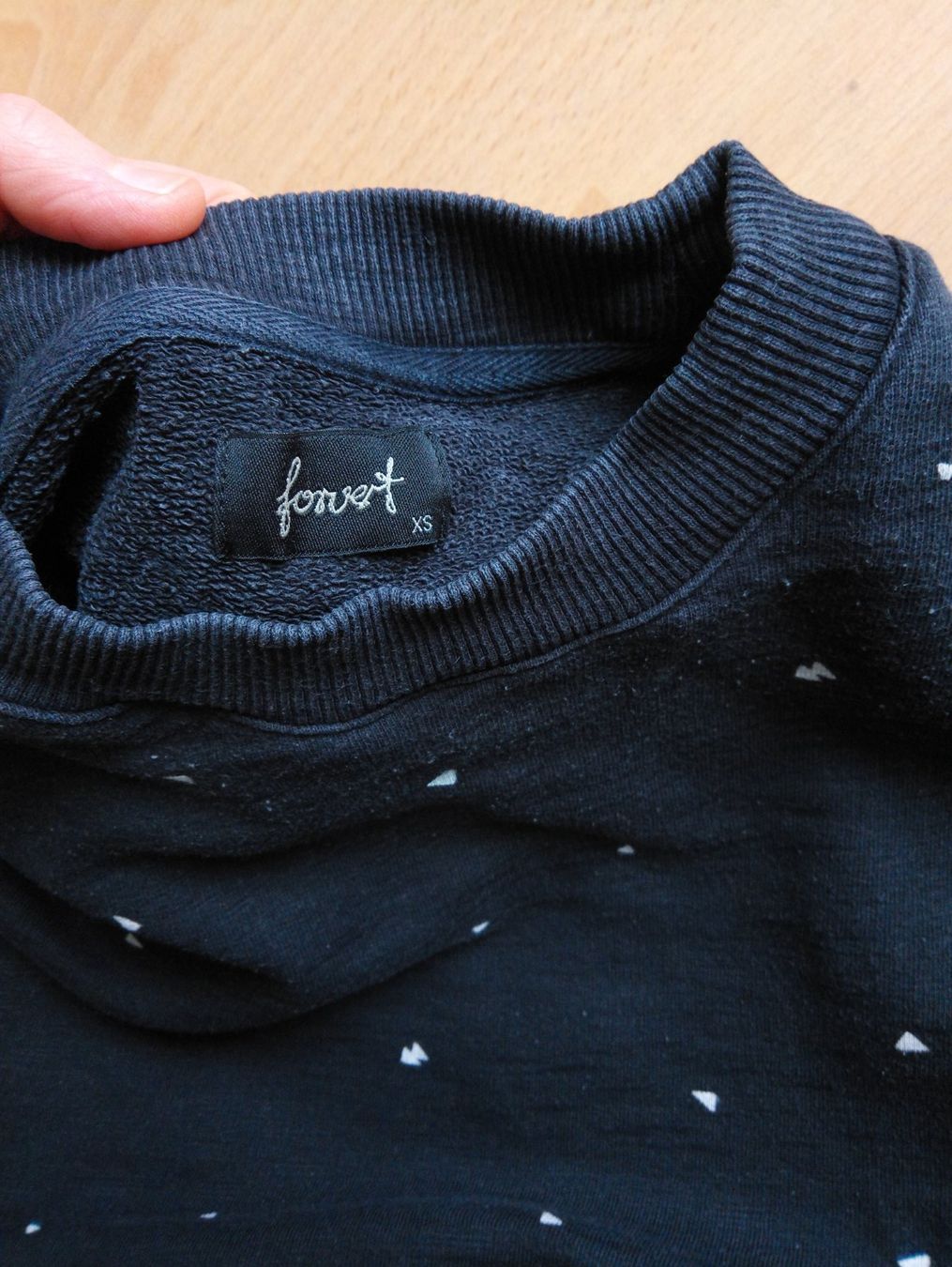 Maglioni & Felpe: Pullover mit feinem geometrischem Print, XS – Usato da Zürich venduto da philoumena 1