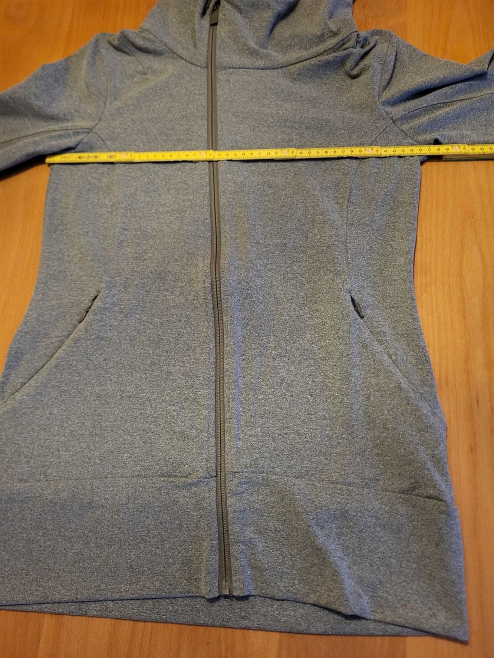 Maglioni & Felpe: Volcom Degsin Hoodie M – Nuovo (secondo la descrizione) da Mühlethurnen venduto da smicho 6