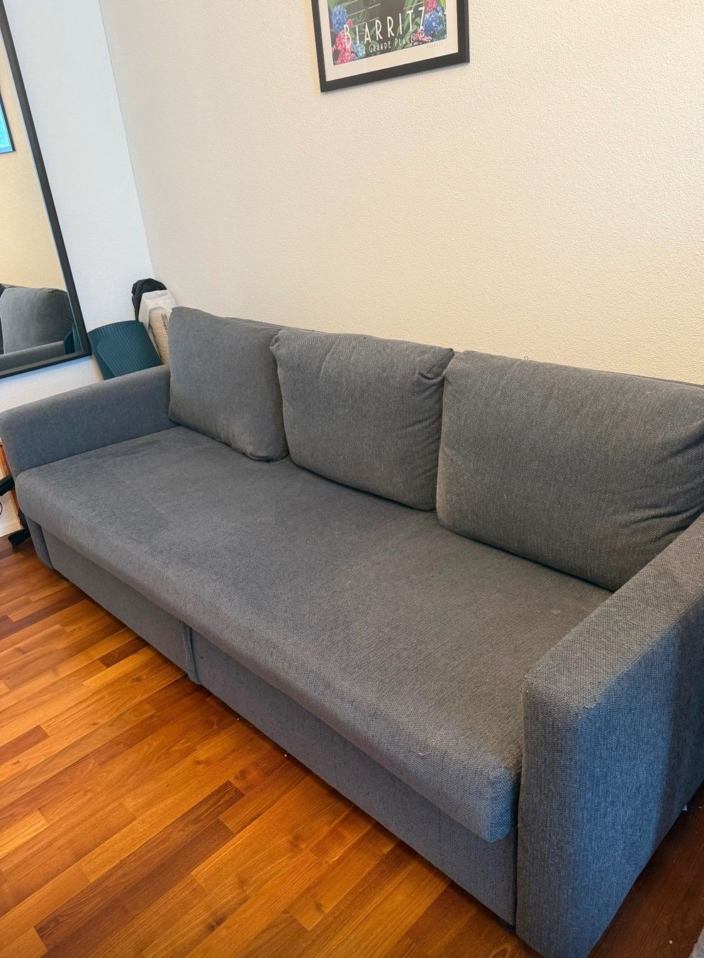 Ikea Divani: Ikea Sofa in gutem Zustand – Usato da Zug venduto da ana_r287 3