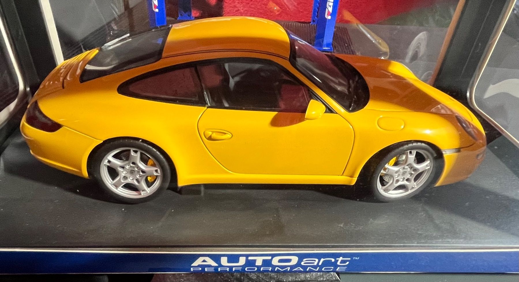 Autoart Modellautos: AUTOart Porsche 911 Carrera S 997 – Neu und originalverpackt aus St-Cergue von ncu_t267 2