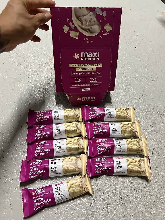 Lebensmittel & Spezialitäten: Proteinriegel Maxi Nutrition – Gebraucht aus Ostermundigen von mara_rebecca