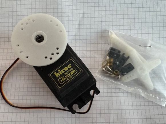 Modellismo RC: Hitec HS-700BB Servo – Usato da Würenlingen venduto da Delfinli1 1