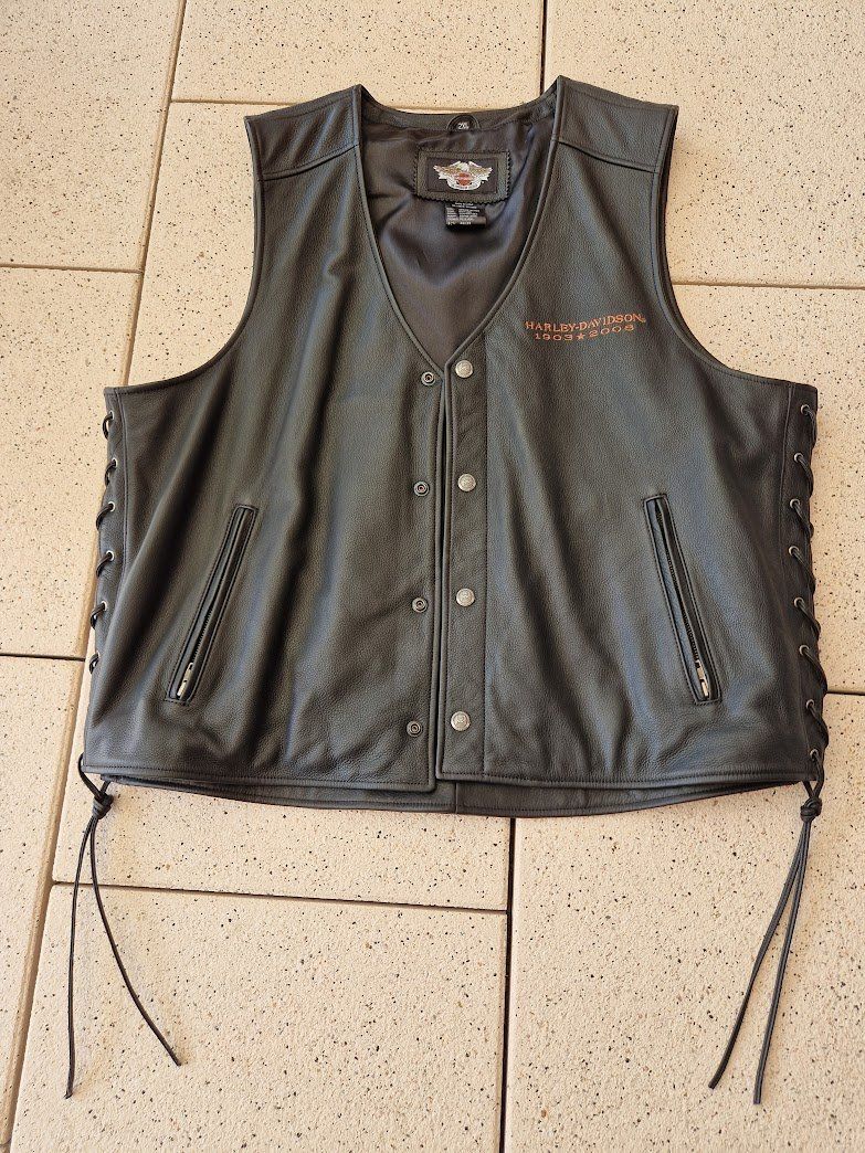 Harley-Davidson Lotti di vestiti: Harley Bekleidung 7 teilig – Usato da Müllheim Dorf venduto da roh_5pl5 2