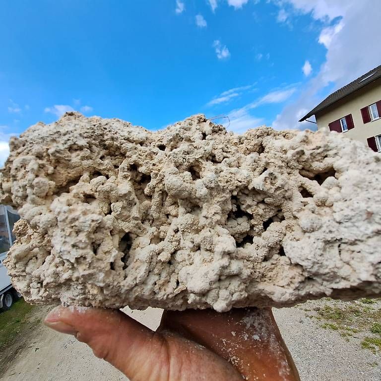 Minerali & Pietre curative: Tuffstein Dekoration Naturstein Tuff – Usato da Niederwil SO venduto da Eldinel 3