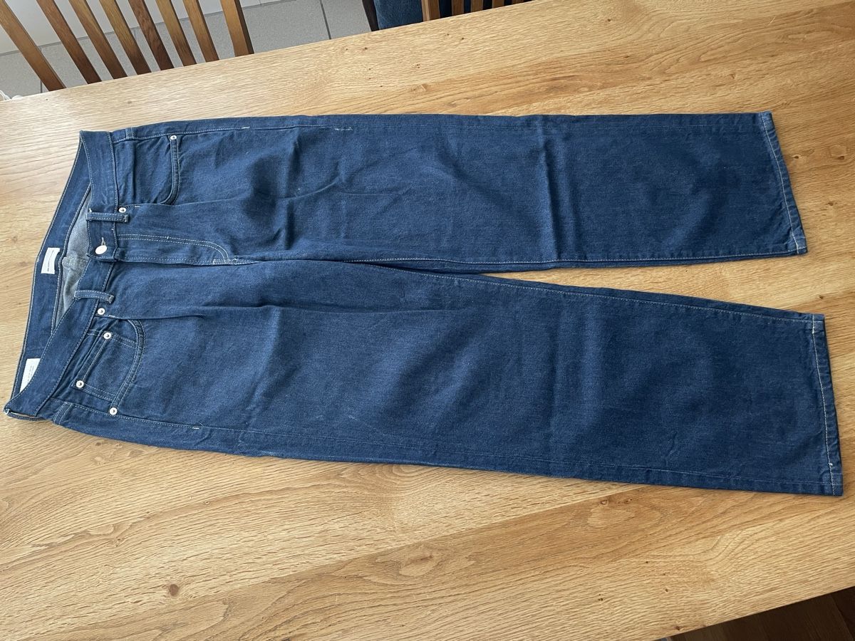 Lots de vêtements: Kleidepaket 9-teilig  – D'occasion à Zürich par piervier4 3