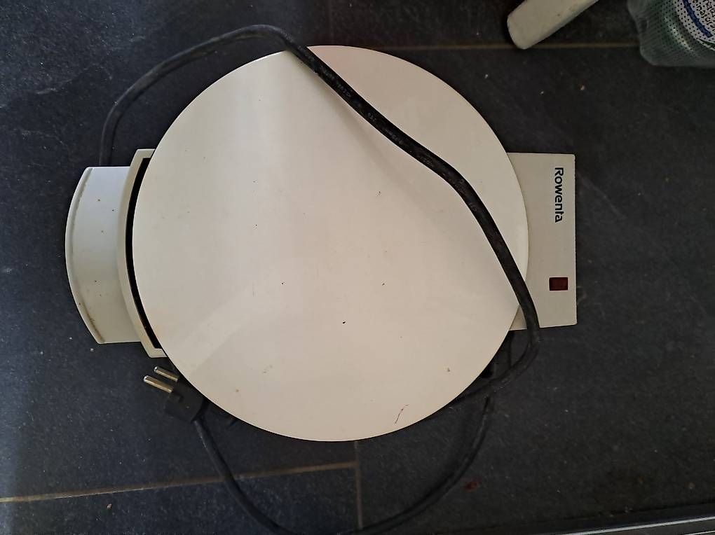 Elettrodomestici da cucina: Waffeleisen – Usato da Liestal venduto da daspi01