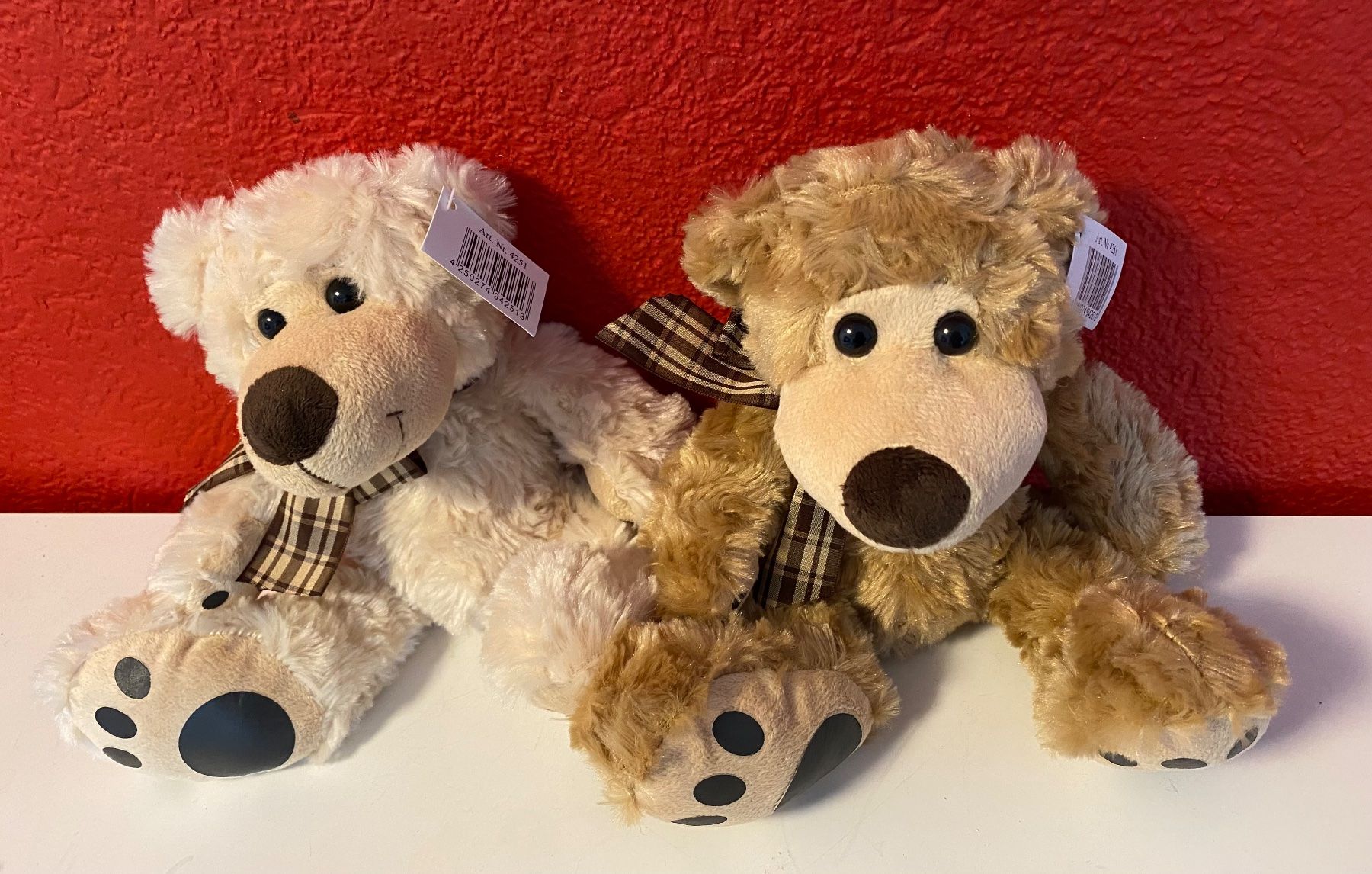 Giocattoli: 2 süsse Teddybären mit Schal, neu – Nuovo e nell'imballaggio originale da Zäziwil venduto da meri79. 1