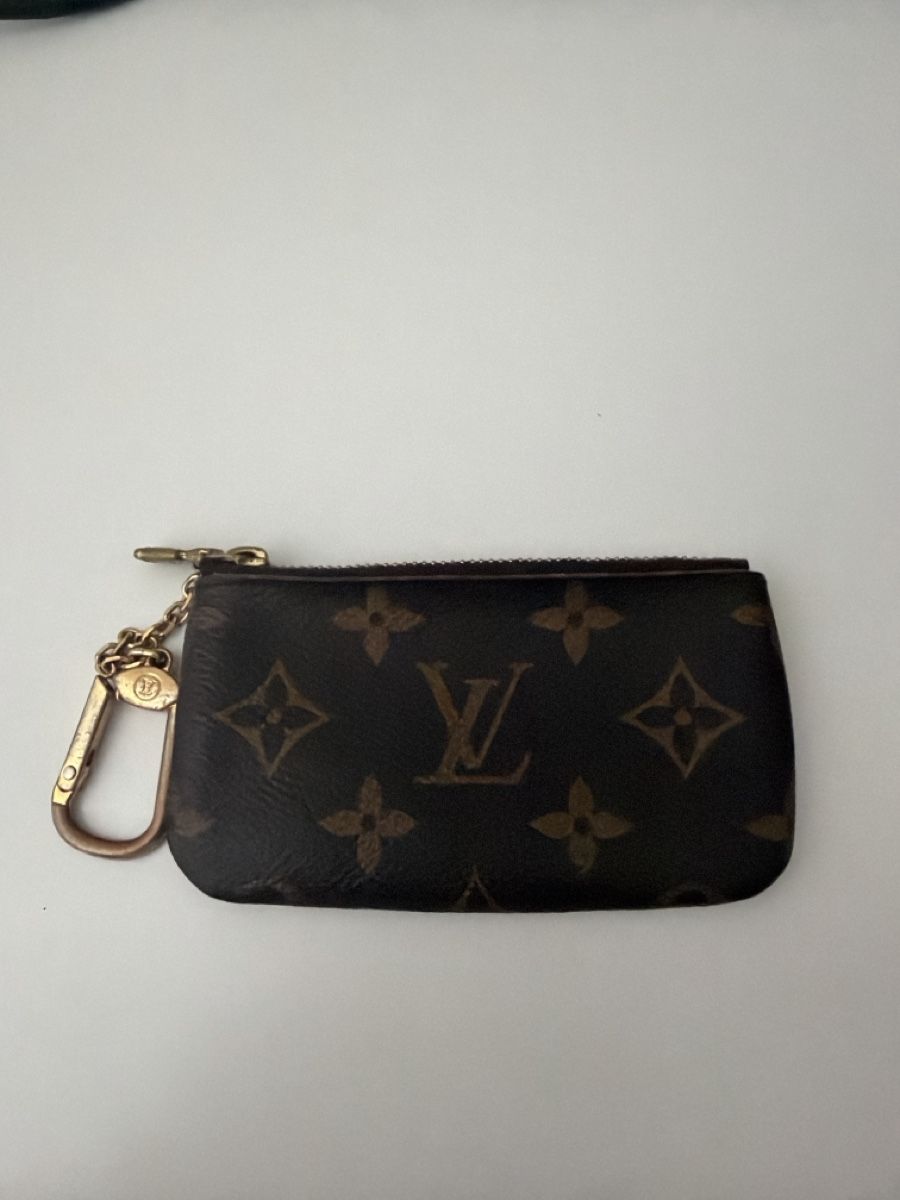 Louis Vuitton Portachiavi: Louis Vuitton Key Pouch – Usato da Bülach venduto da fati_fcz1896