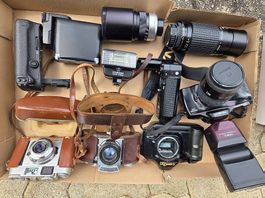 Fotokameres , Div. Modelle und viel Zubehör