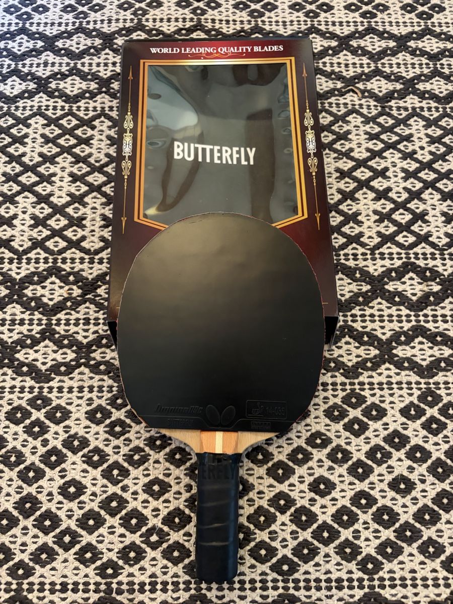 Schläger: Butterfly Diode mit Dignics 9C & Feint Long III – Gebraucht aus Lommis von charisarts