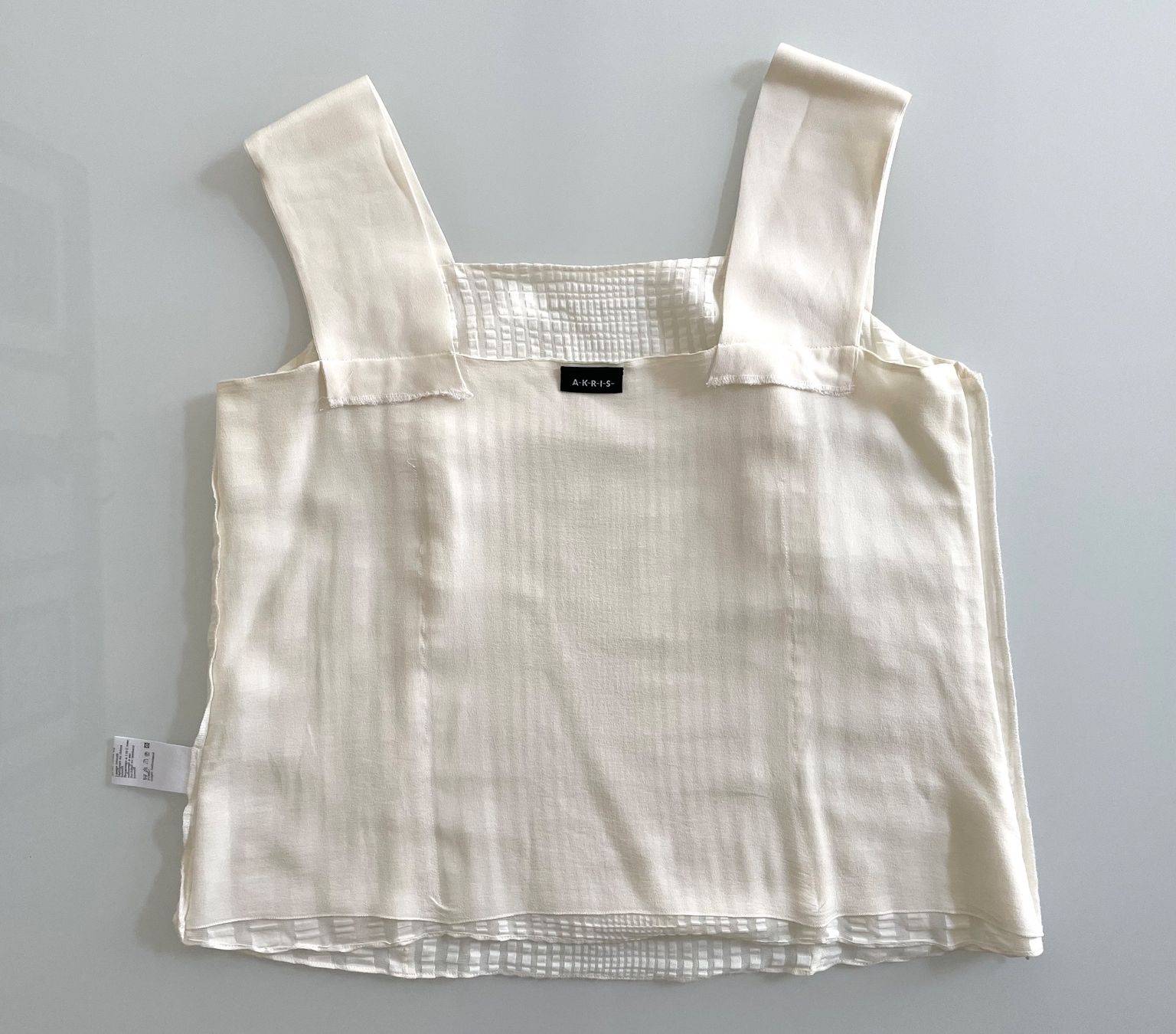 Akris Tops: AKRIS Top donna in seta e cotone bianco panna – Gebraucht aus Bellinzona von Sveva-Style-Hunter 8