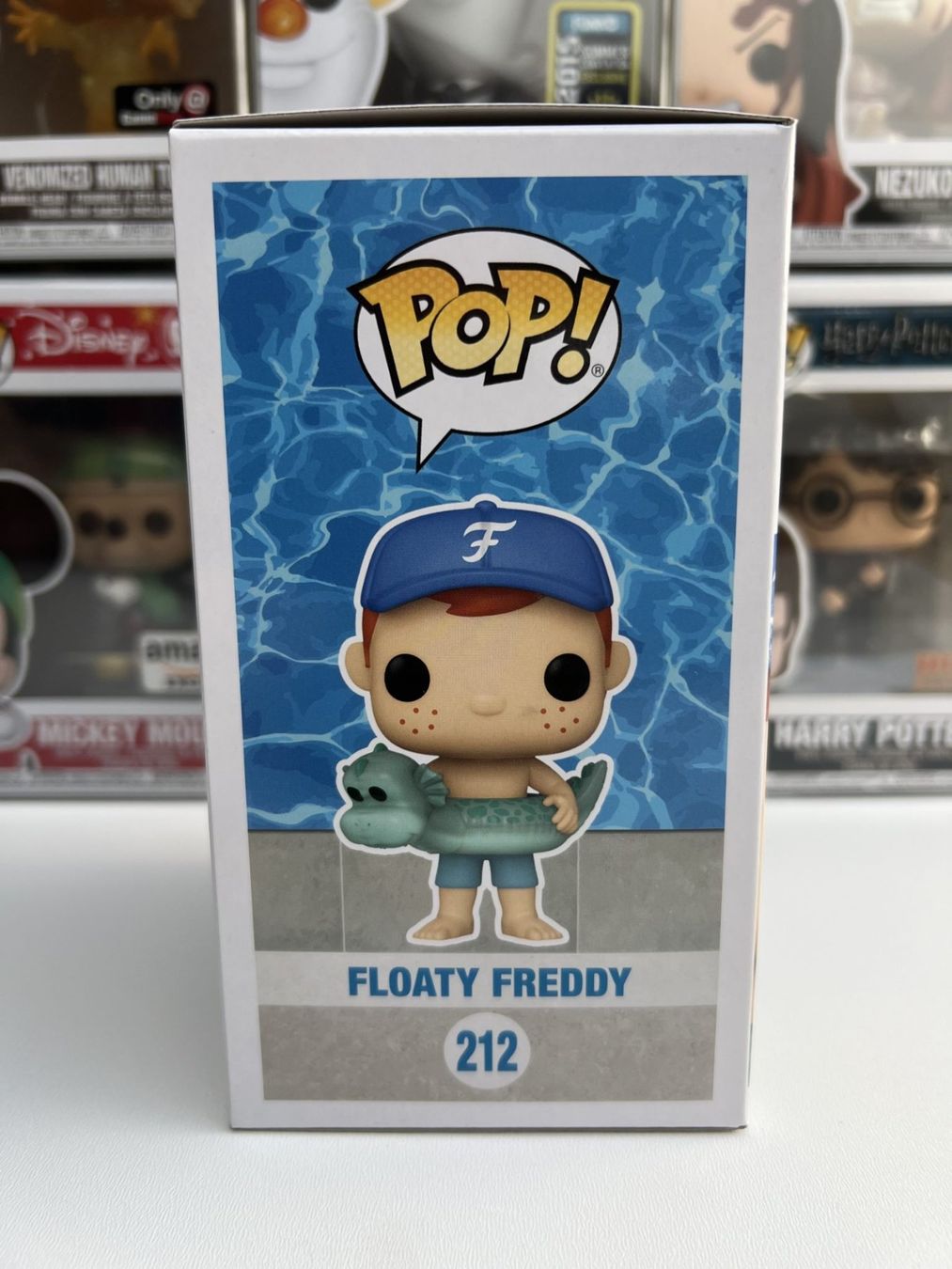Funko Statuette: Funko POP! Funko Floaty Freddy Edition Limitée Summer – Nuovo e nell'imballaggio originale da Le Mouret venduto da perfectbijou 1