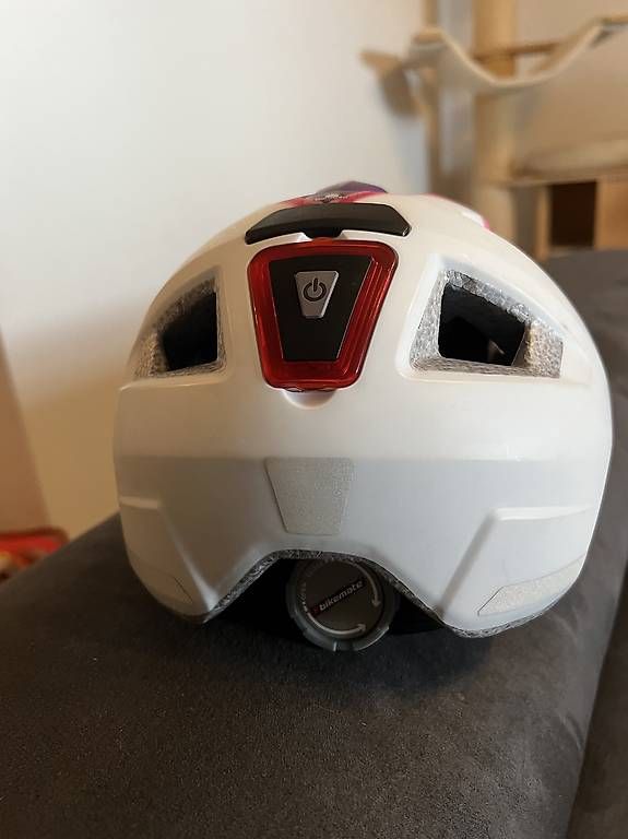 Caschi: Casque enfant 4 ans ~ – Usato da Préverenges venduto da Dani_La_Brocante 2