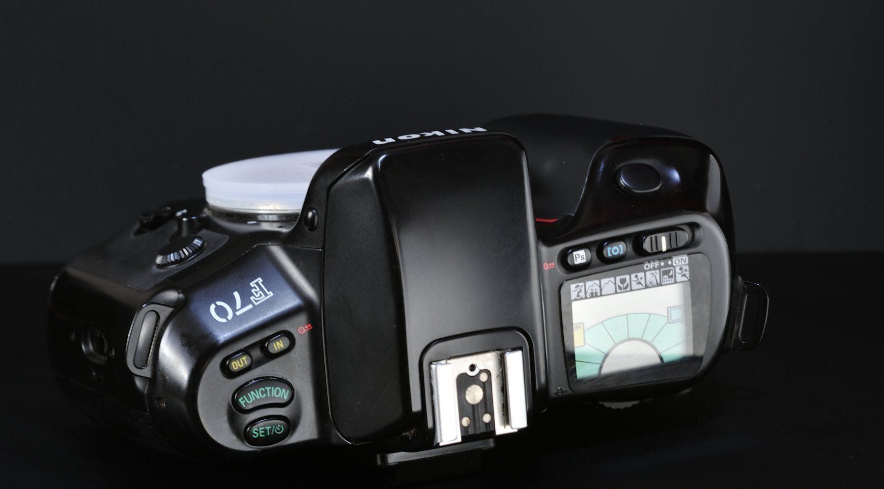 Nikon Appareil photo: Nikon F70 mit OVP – D'occasion à Fleurier par im_ghl 2