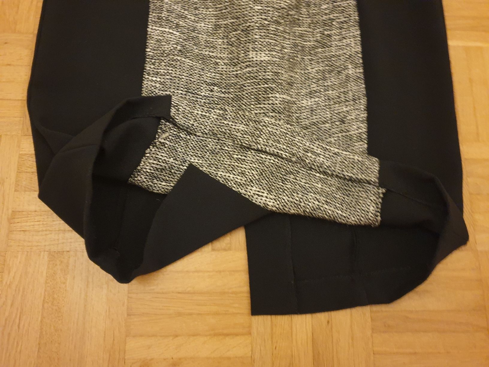 Max Mara Vestiti: Robe élégante 38, Weekend MaxMara, noir, gris chiné – Usato da Neuchâtel venduto da Verenas12 3