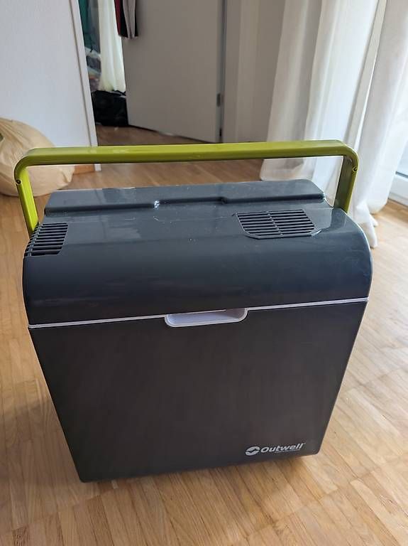 Outwell Frigoriferi & Refrigeratori: Kühlbox Outwell ECOcool 24l, 12V/230V – Usato da Chur venduto da TiBr