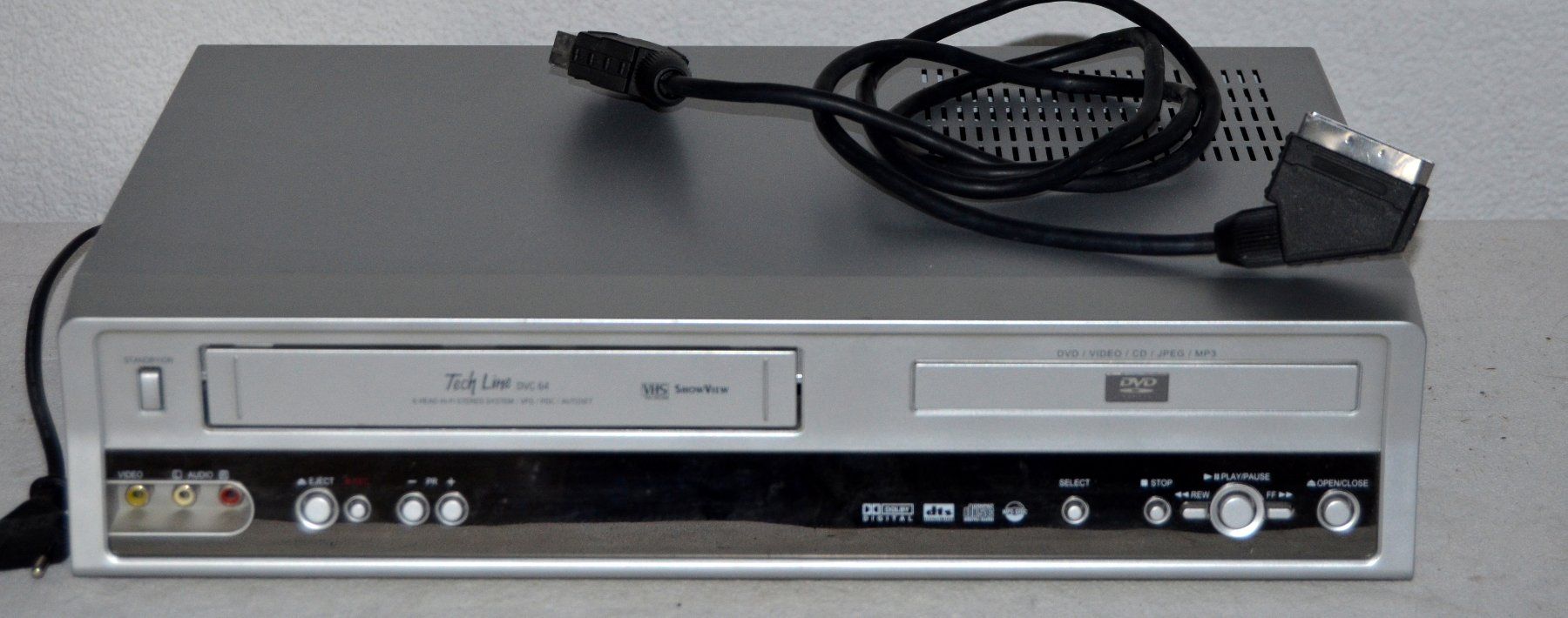 Registratori: Videorecorder VHS TechLine DVC64 magnétoscope – Usato da Collonges venduto da arashee 1