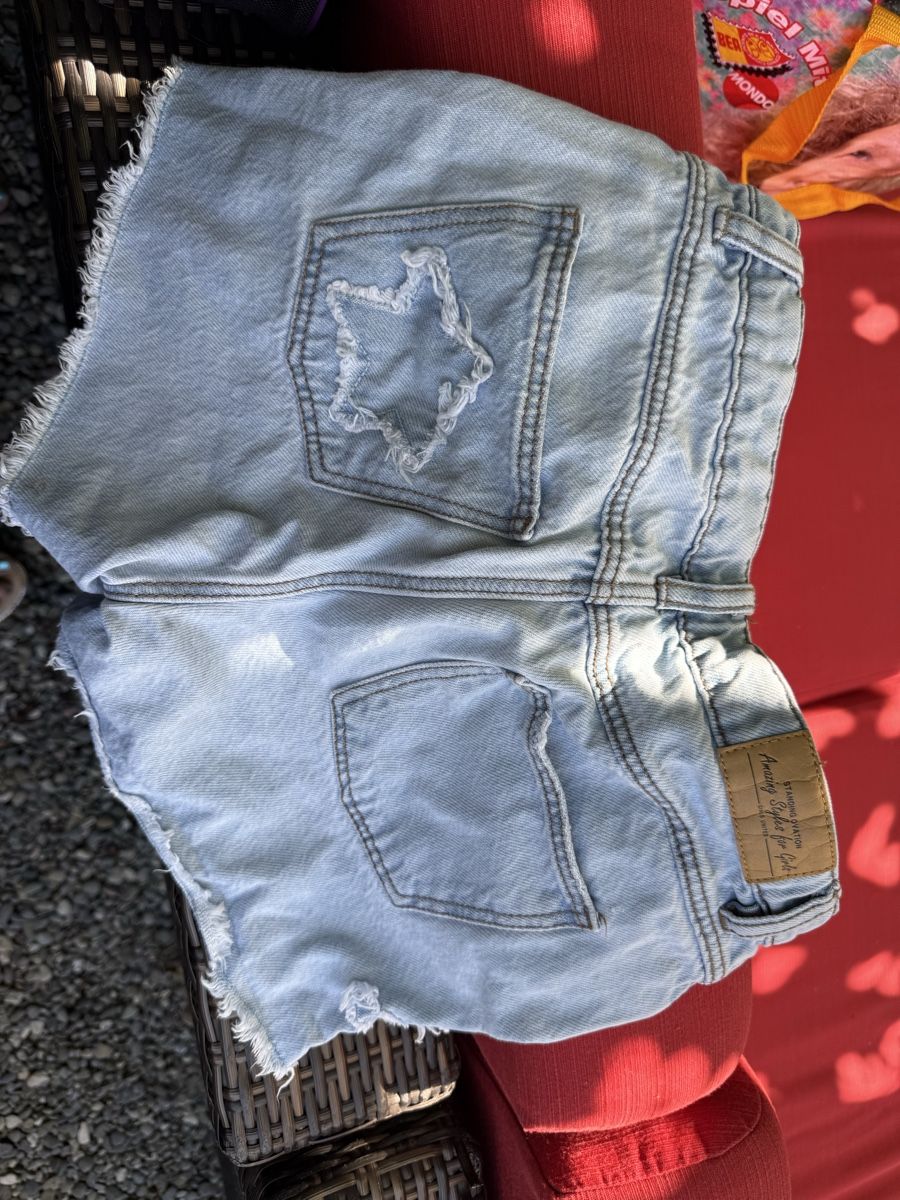 Pantaloni: Jeansshorts kinder Grösse 140 – Nuovo (secondo la descrizione) da Rupperswil venduto da ConradD 1