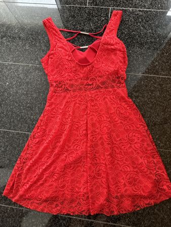Rotes Spitzen Sommerkleid Grösse S