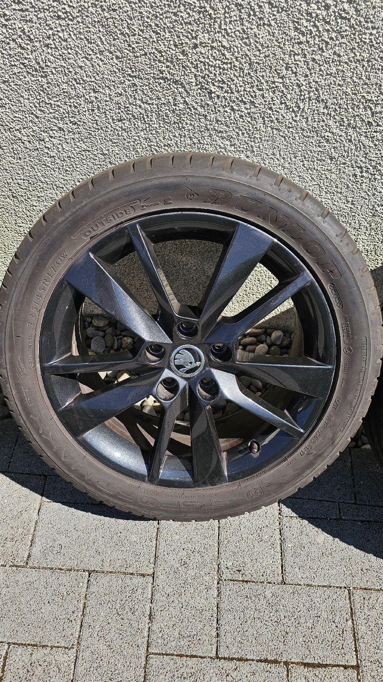 Skoda Pneus & Kompletträder: Skoda Komplettäder Sommer – Gebraucht aus Biel/Bienne von TuescherS 3