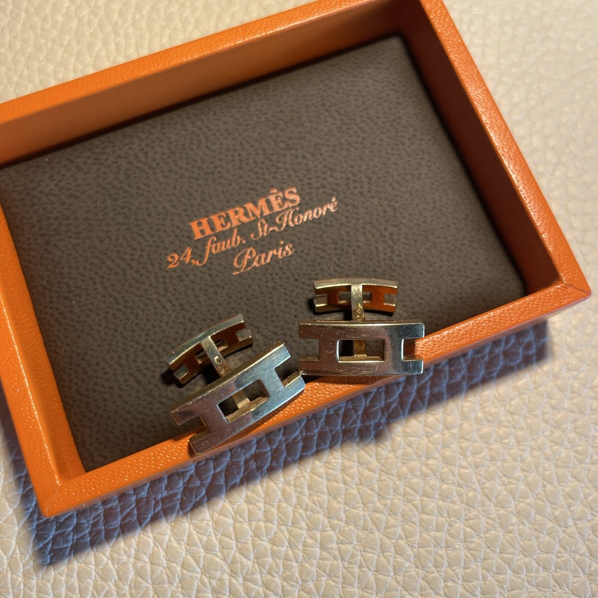 Hermès Gemelli: Hermes Gelbgold Manschettenknöpfe 750 – Usato da Zürich venduto da Chamanit2024