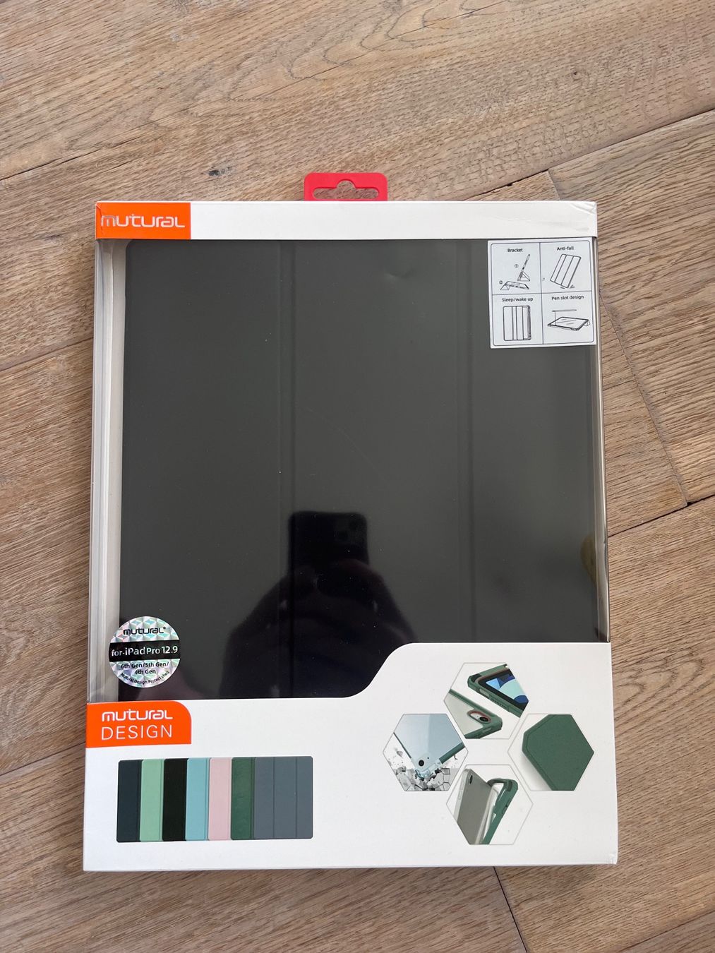 Apple Covers & Taschen: Ipad Pro 12.9'' Hülle schwarz – Neu und originalverpackt aus Wettingen von emi_8ql9