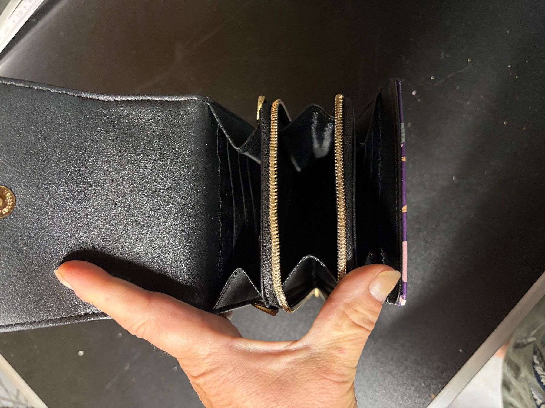 Taschen für Damen: kleine Umhängetasche – Gebraucht aus Obergösgen von Andre118 1