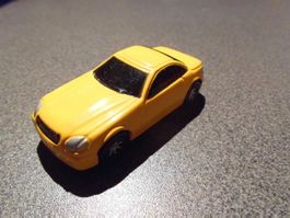 Auto gelb, ca. 7,5 cm