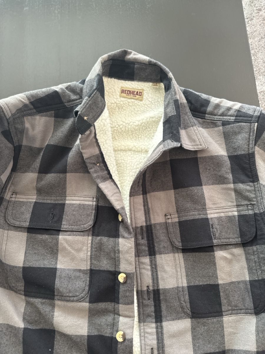 Vestes: Jacke – Neuf (Voir description) à Langenthal par car_2mpc 2