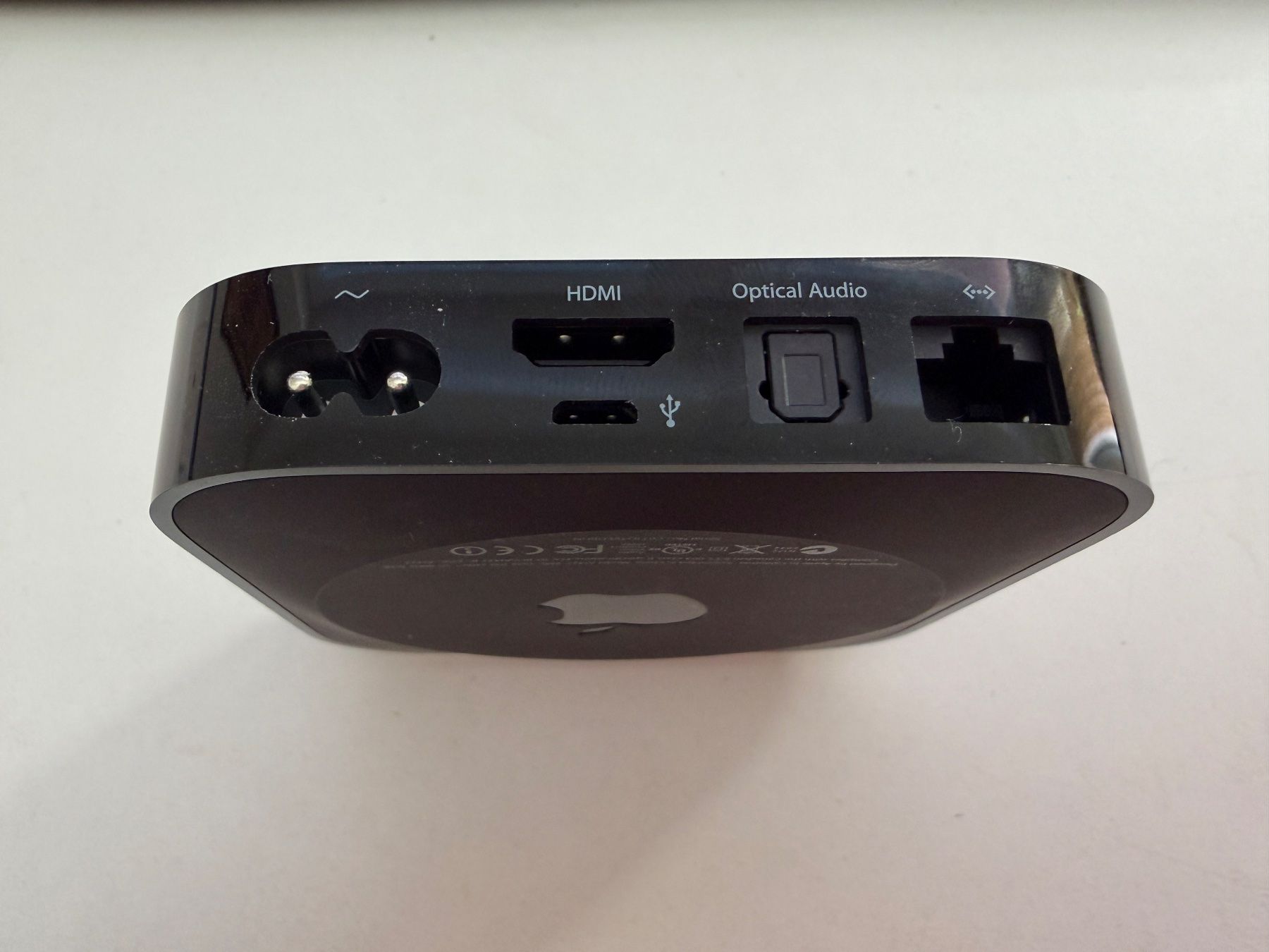 Apple Lecteur multimedia & Streamer: Apple TV Box 3. Generation – D'occasion à Grabs par Panatrend 1