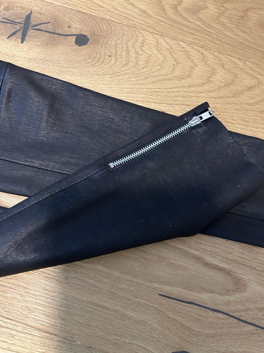 Pantaloni: Pantalon cuir – Usato da Burgdorf venduto da nat_kfq5 1
