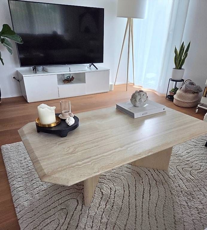 Tavoli: Travertin Couchtisch (Salontisch) – Usato da Sennhof venduto da msalvati