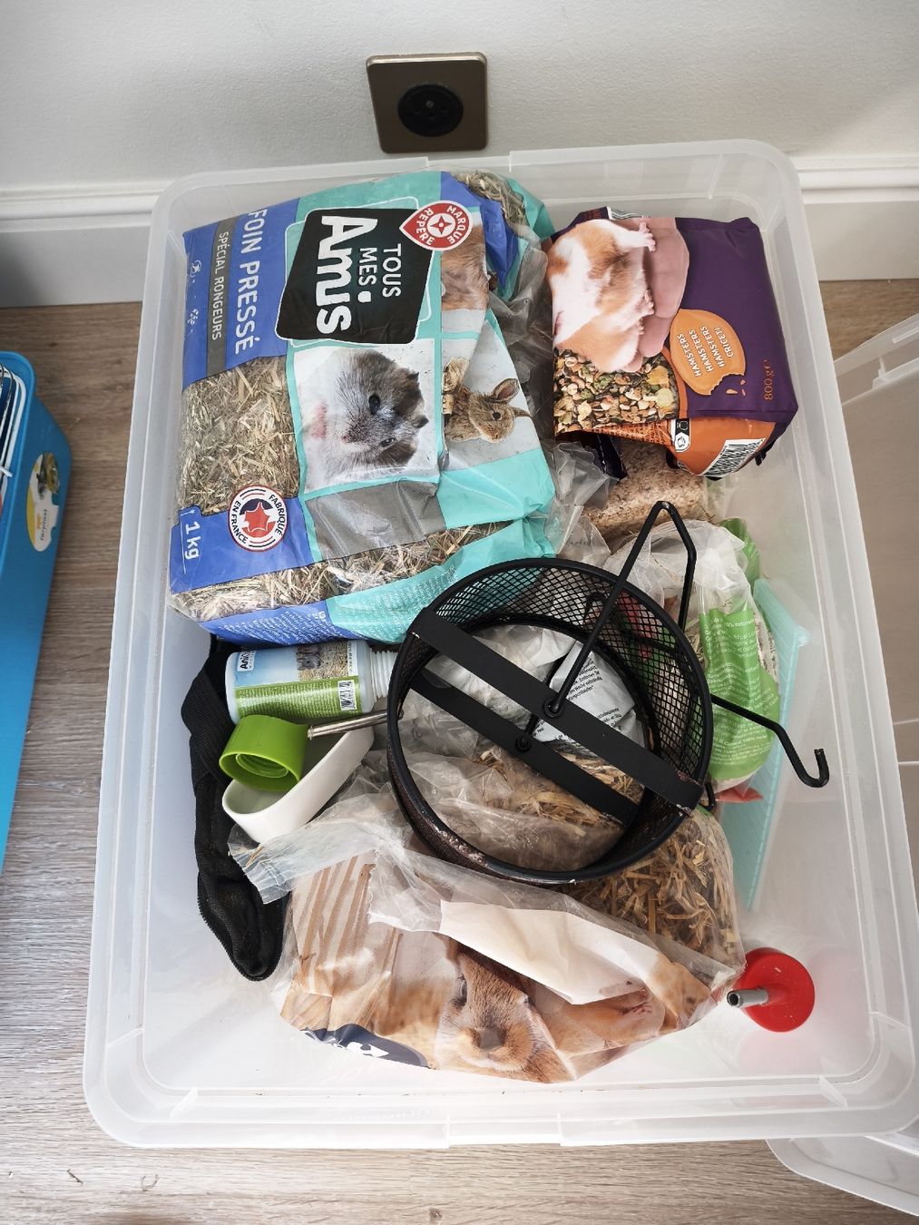 Gabbie, trasporto & Sicurezza: Lot de 2 cages et articles pour hamster – Usato da St-Imier venduto da str_jp9w 1